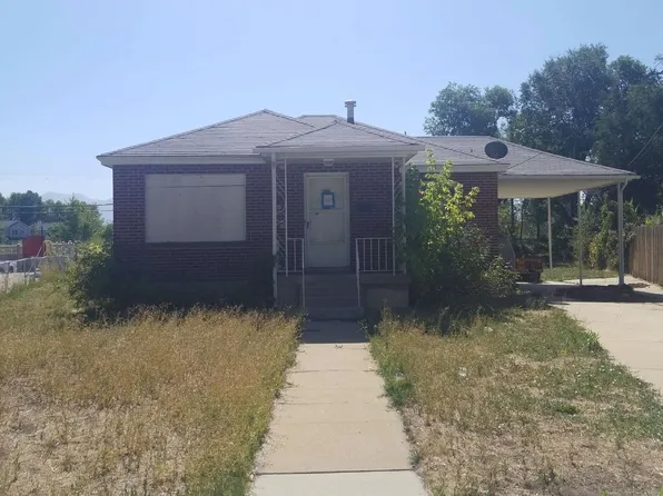 1393 S Utahna Cir, Salt Lake City, UT 84104