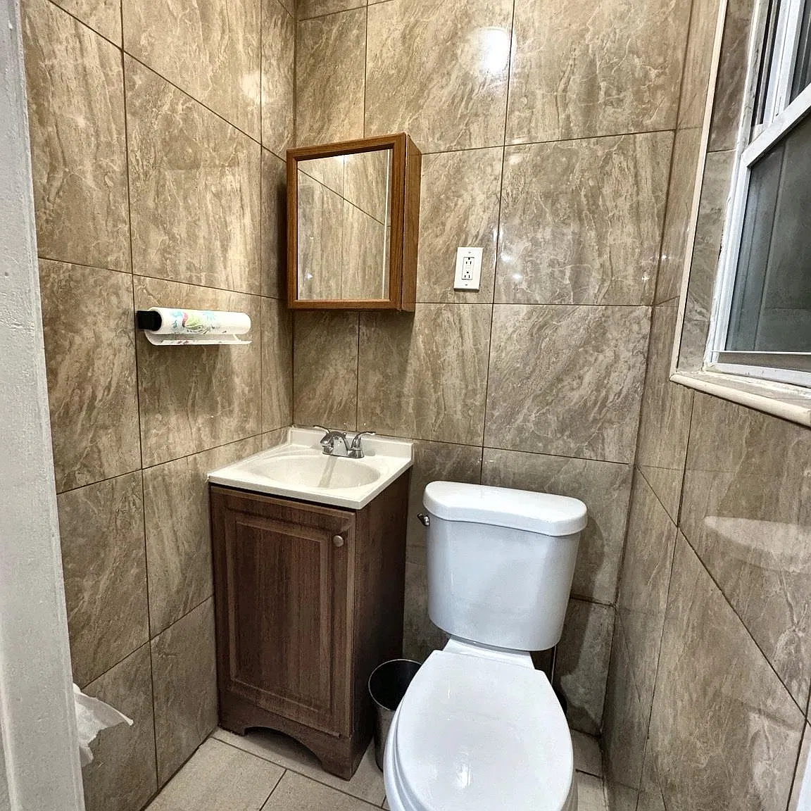 2 bed, 1.5 bath, 1000 sqft, $2,997 — Photo 4