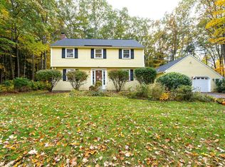 11 Hutchinson Rd, Merrimack, NH 03054