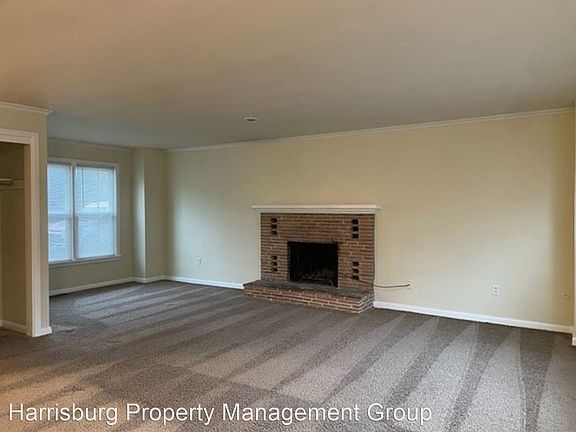 3rd image of 2446 Logan St