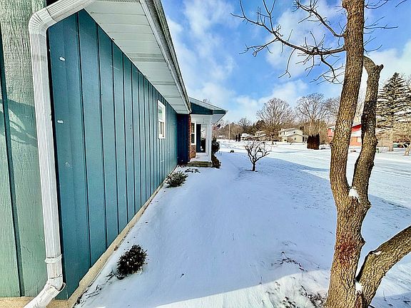 5th image of 3903 Moonlight Ln