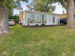 1243 Harrison St, Quincy, IL 62301