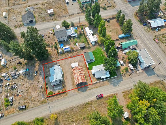 3rd image of 1827 Front St