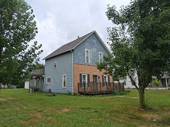 5th image of 219 E Elm St