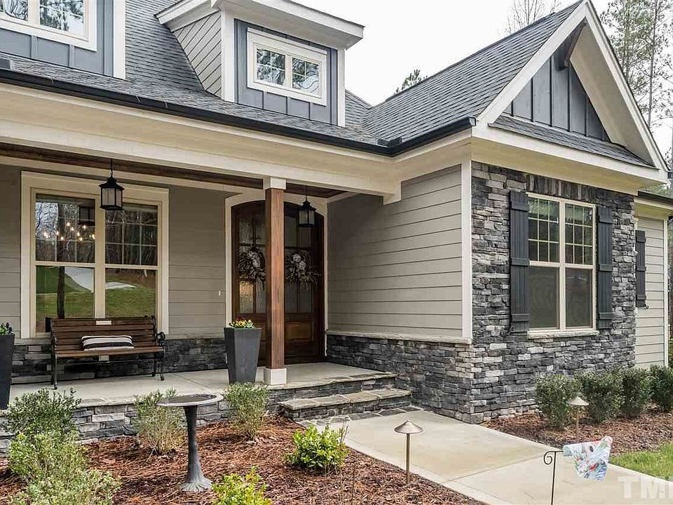 1st image of 2050 Silverleaf Dr