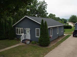 612 S Prairie St, Lake City, MN 55041
