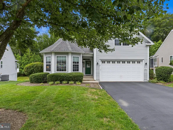 1681 Village Ave, Garnet Valley, PA 19060