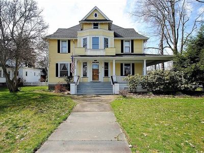 8 Water St, Chagrin Falls, OH, 44022