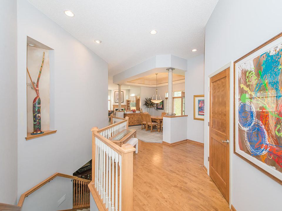 986 Nine Mile Cv E, Hopkins, MN 55343 | Zillow