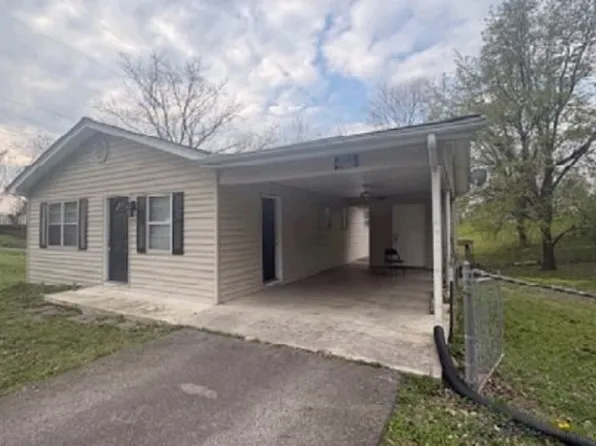 201 N 12th St, La Follette, TN 37766