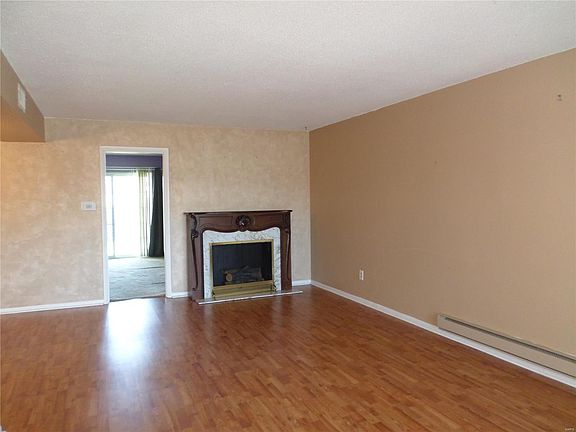 2nd image of 1676 Herault Pl APT F