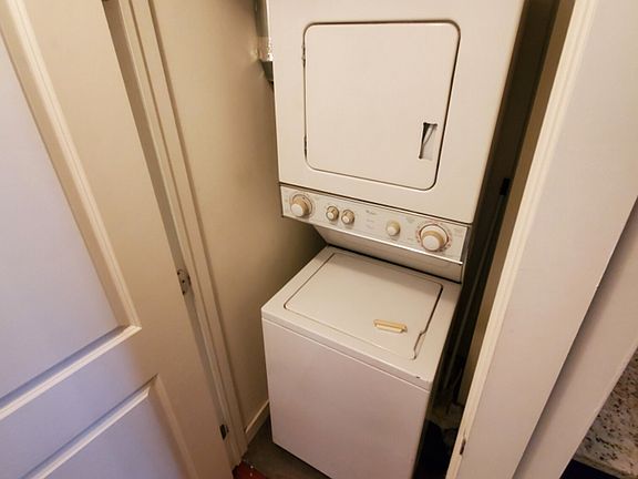 3rd image of 1544 N Willington St APT 3