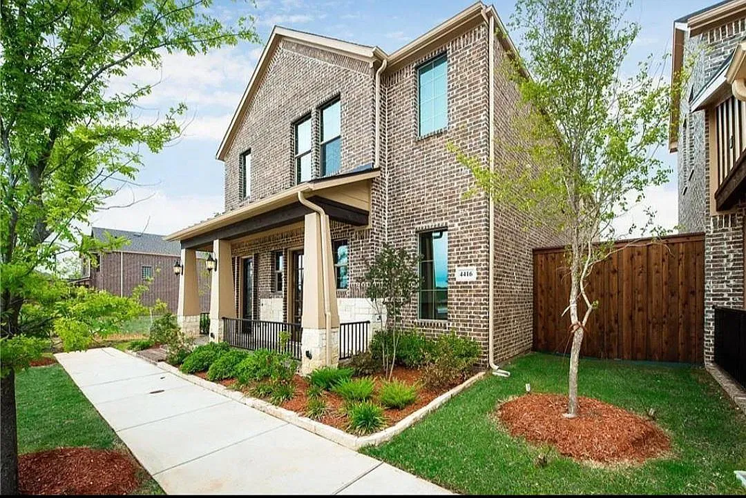 4 bed, 3.5 bath, 3081 sqft, $4,299 — Photo 4