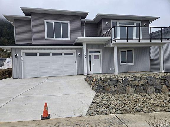 3rd image of 429 Colonia Dr S