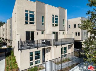 2724 N Rana Way, Los Angeles, CA 90039