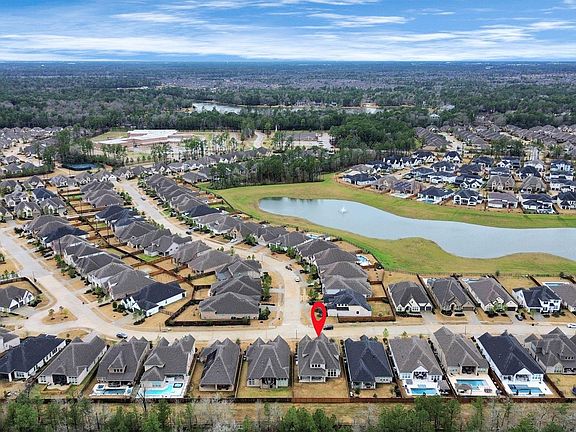 4th image of 28045 Woodland Bend Way