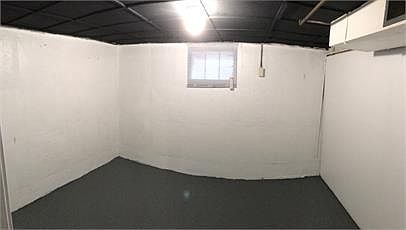 3rd image of 5633 Curry Ave