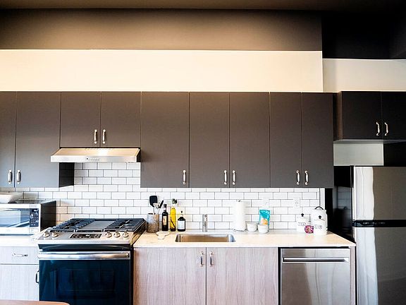 3rd image of 1 Seneca St
