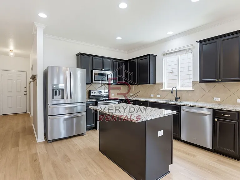 9309 Sandyford Ct — Photo 3