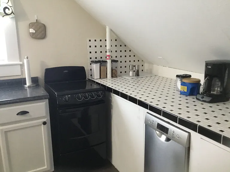 3001 Campbell Ave #UPPER LEVEL — Photo 8