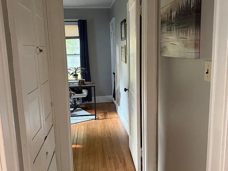 403 E Farnum Ave #1 — Photo 16