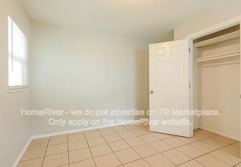 4332 Exmoor Ct — Photo 8