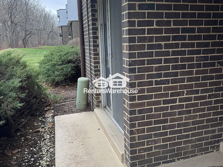10236 Prince Pl #T4 — Photo 13