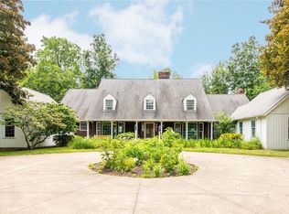 26800 Hurlingham Rd, Beachwood, OH 44122