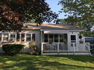 140 Shore Rd, Burlington, VT 05408