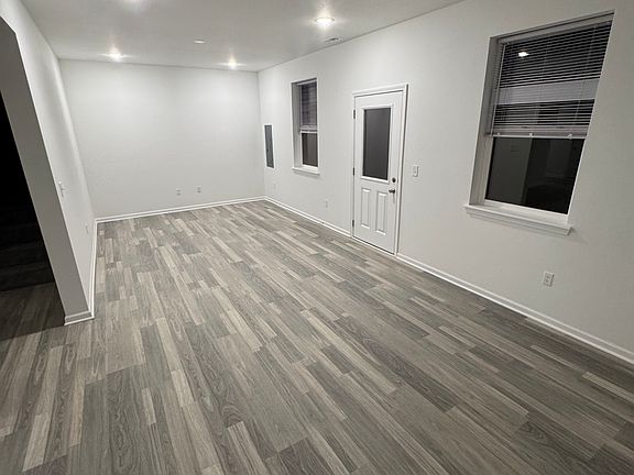 Living/Eating Area