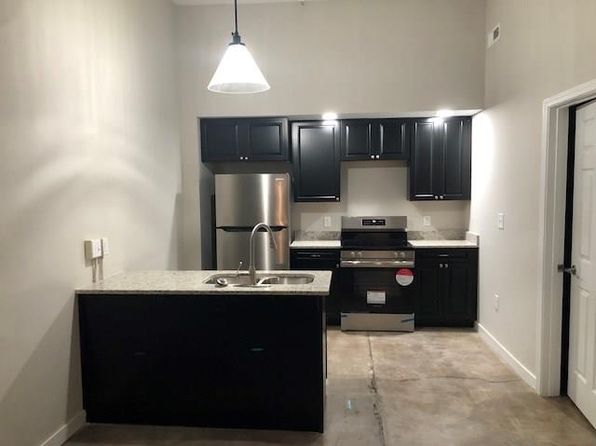 203-2C N Main St