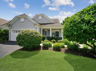 412 Breakers Ln, Somerset, NJ 08873