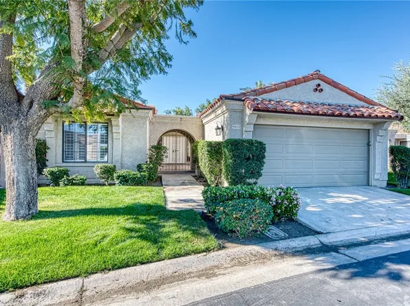 48111 Calle Seranas, La Quinta, CA 92253