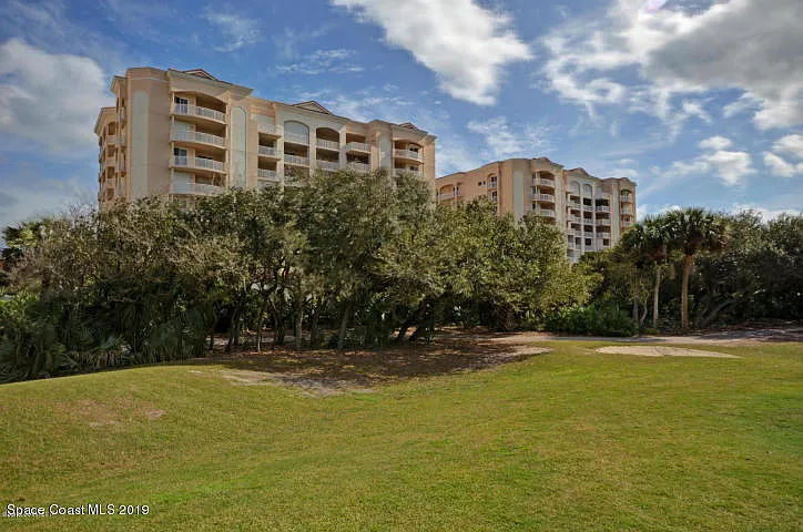 Building Photo - 130 Warsteiner Way #204