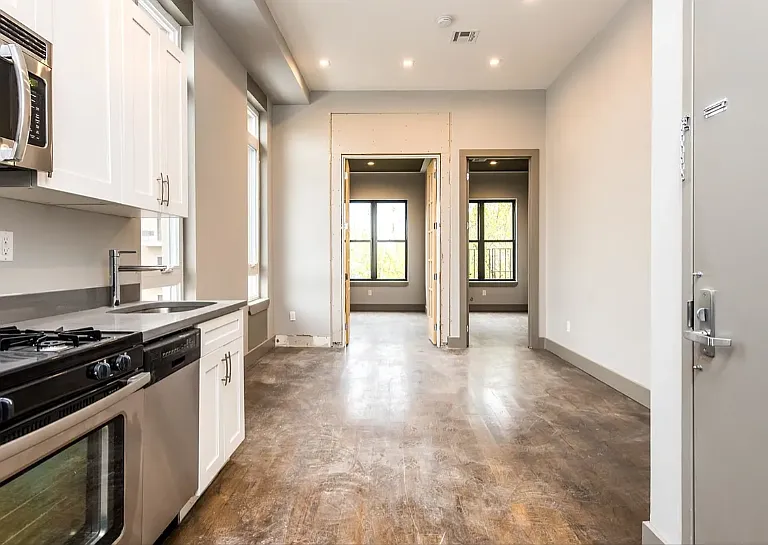 230 Jefferson St #3L — Photo 2