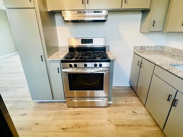 116 Sherri Ln — Photo 9