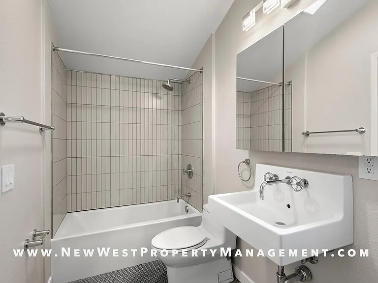 2064 Kettner Blvd #40 — Photo 33