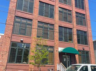 8 Grove St #208, Dover, NH 03820