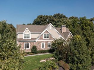 35 Westgate Rd, Syosset, NY 11791