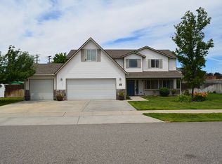 4312 Hayden Ln, Pasco, WA