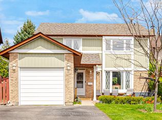 18 Wolverton Cres, Brampton, ON L6S 3L1
