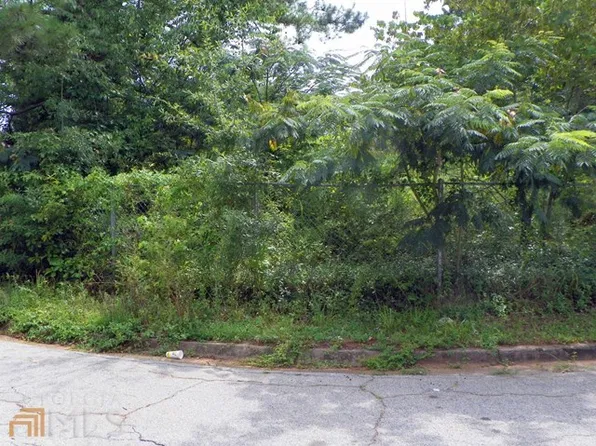 Morris Dr, Covington, GA 30014