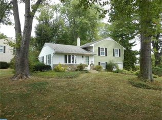 125 Stahl Rd, Southampton, PA 18966