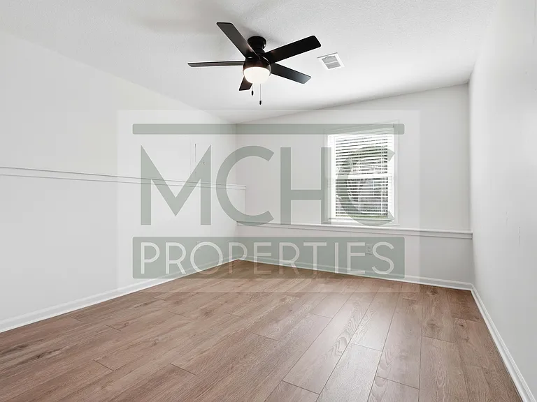 15239 Goodman St — Photo 31