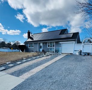 326 Randall Road, Ridge, NY, 11961