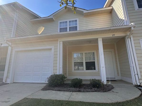 27 Courtyard Way