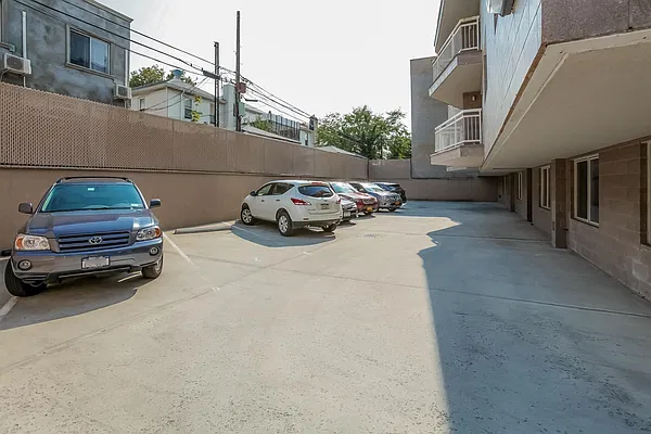 Sold by Fillmore | media 8