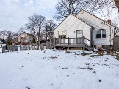 33715 N Lake Shore Dr, Grayslake, IL, 60030