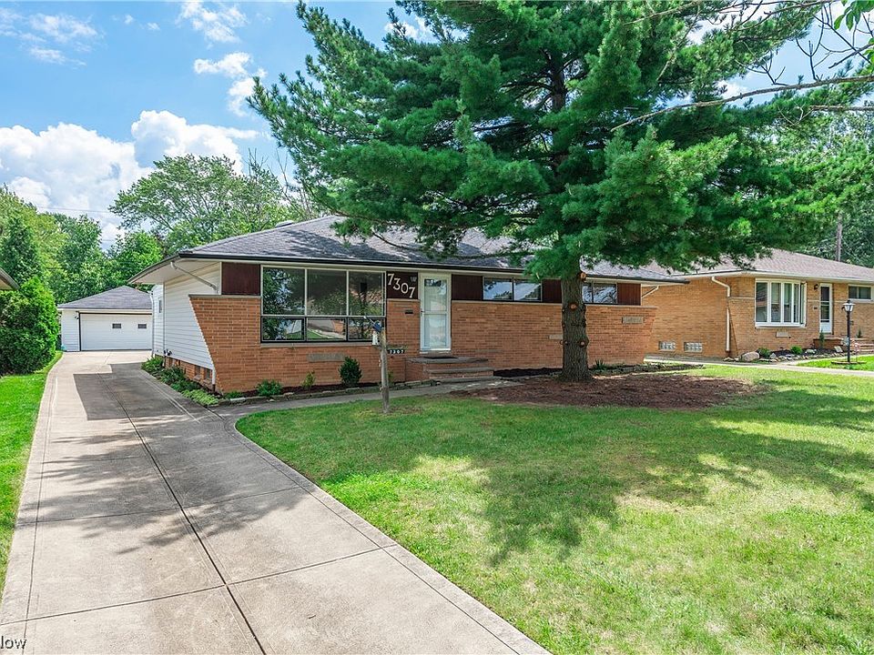 1st image of 7307 Hacienda Dr