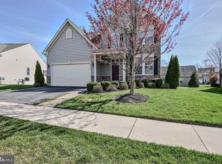 517 Hambleton Ln, Newark, DE 19702
